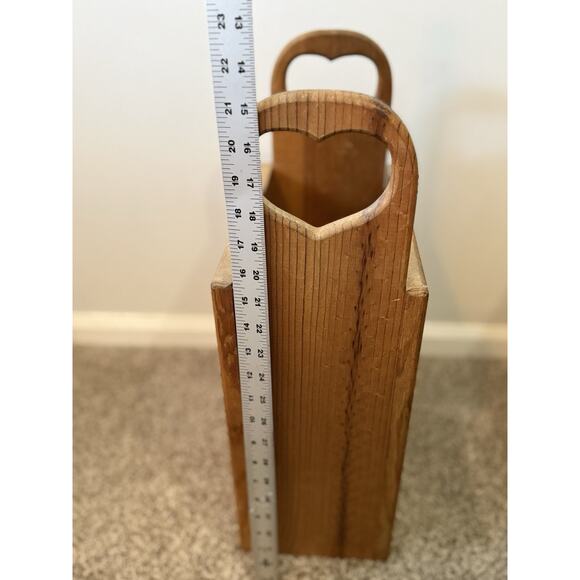 Vintage Wood Magazine Rack with Heart Cutouts Cottage Core 7 x 11 x 21" Tall - Picture 3 of 7